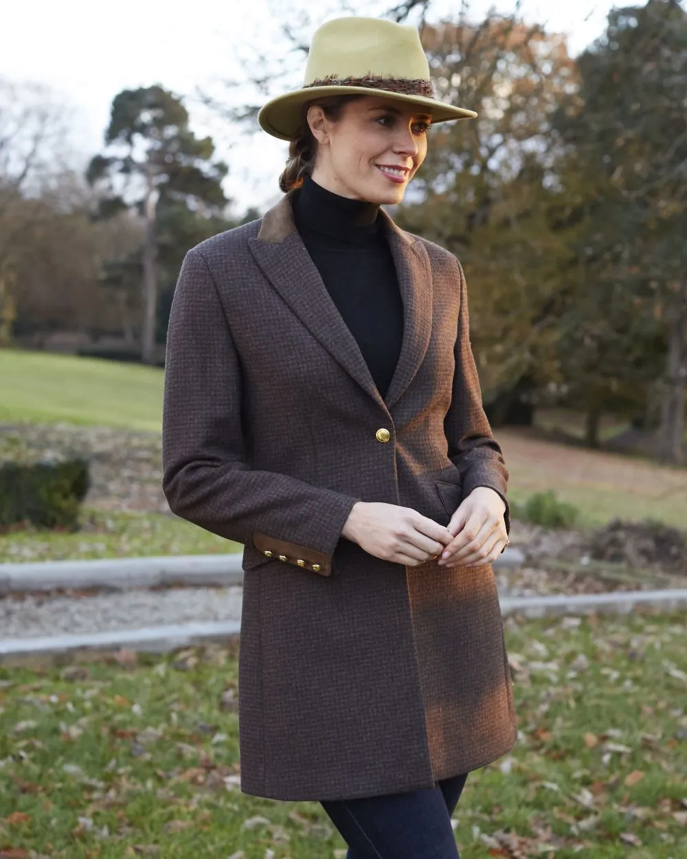 Alan Paine Surrey Mid-Thigh Tweed Coat