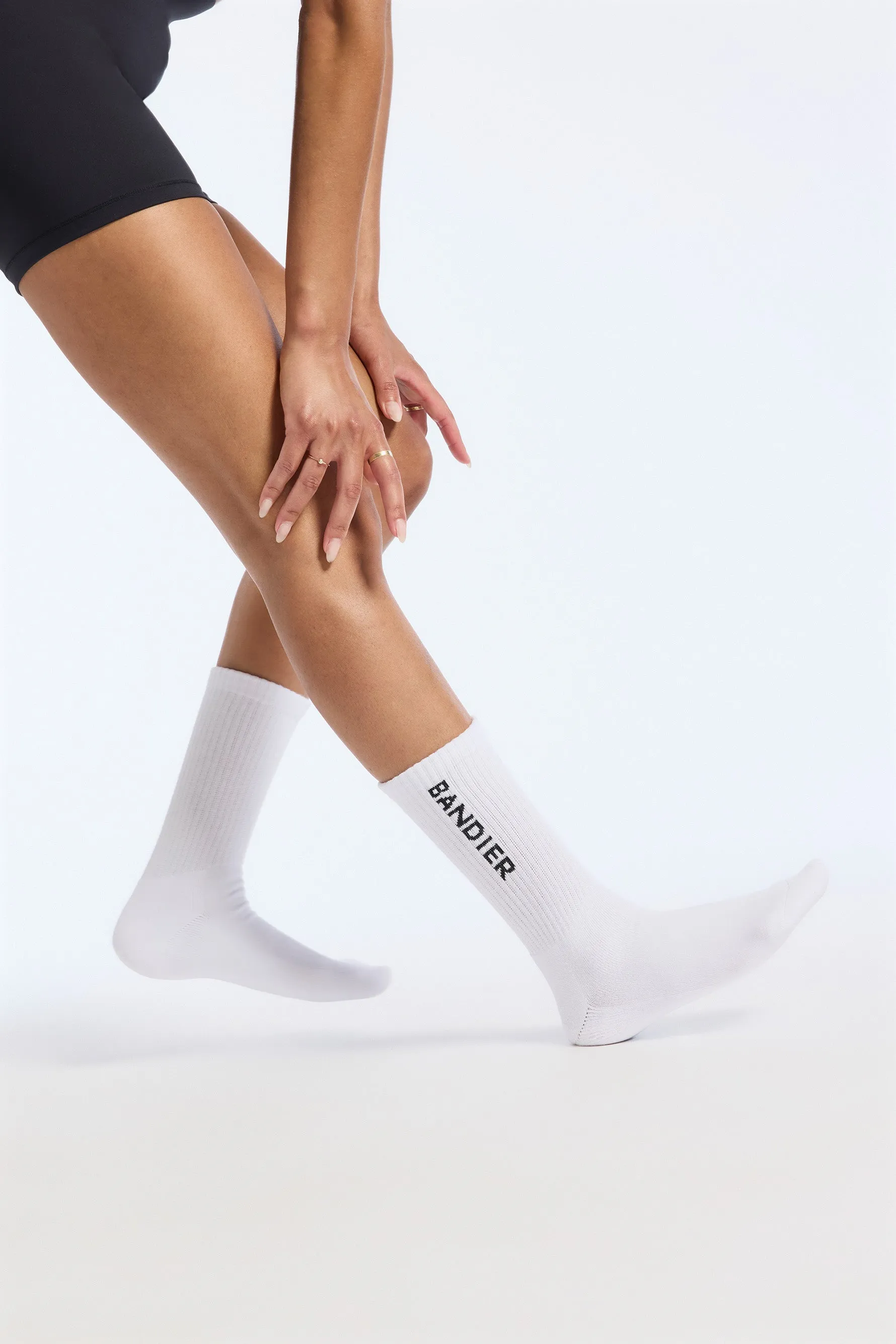 Bandier Logo Crew Sock - White/black