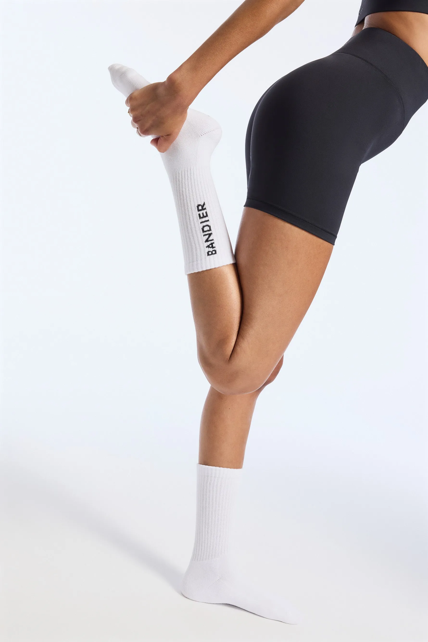 Bandier Logo Crew Sock - White/black