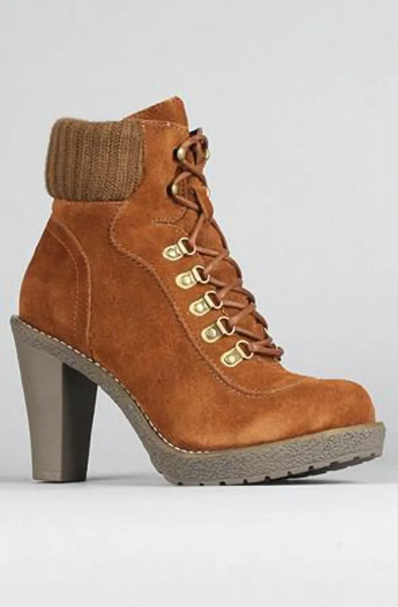 Sole Boutique - The Hello Boot in Brown - Size 8.5