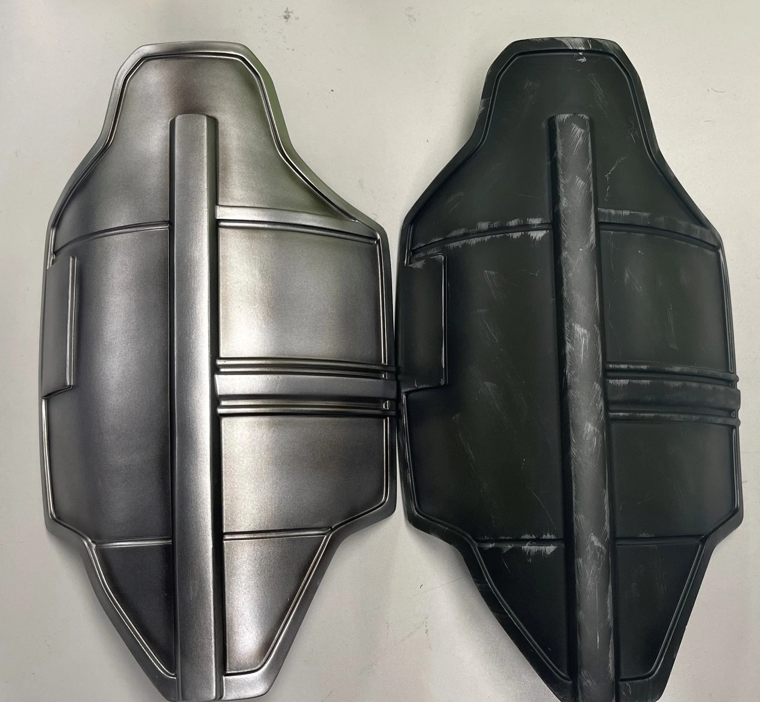 Xcoser New Version of Beskar Right Thigh Armor A Separate Piece